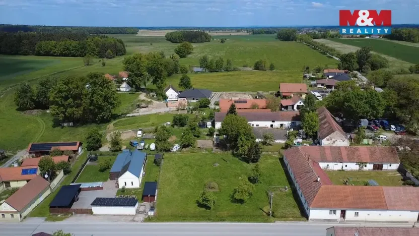 Prodej pozemku pro bydlení, Lišov - Vlkovice, 886 m2