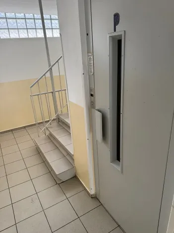 Prodej bytu 3+1, Teplice, Alejní, 73 m2