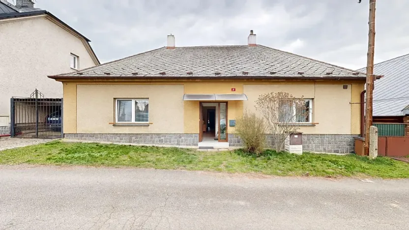 Prodej rodinného domu, Žumberk, 150 m2