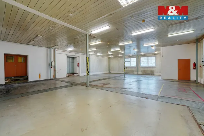 Pronájem skladu, Plzeň - Lobzy, Blatenská, 360 m2