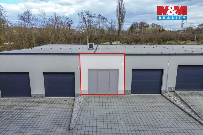 Pronájem garáže, Dobřany, 23 m2