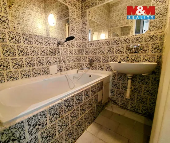 Pronájem bytu 2+1, Most, Vítězslava Nezvala, 55 m2