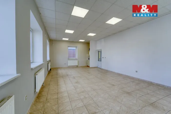 Pronájem obchodního prostoru, Klatovy - Klatovy II, Koldinova, 64 m2