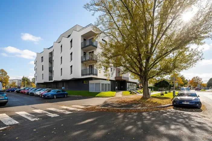 Pronájem bytu 1+kk, Praha, Milánská, 35 m2