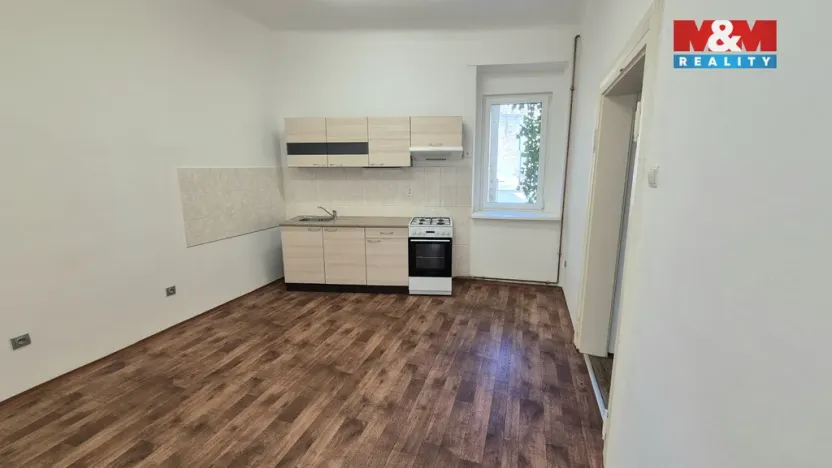 Pronájem bytu 2+1, Kladno, Váňova, 80 m2