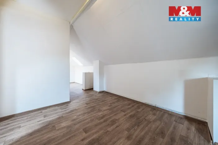 Prodej rodinného domu, Velim - Vítězov, 450 m2