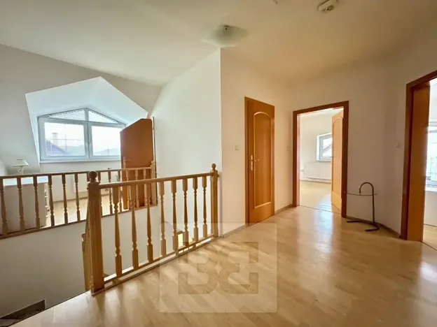 Pronájem rodinného domu, Česká, 200 m2