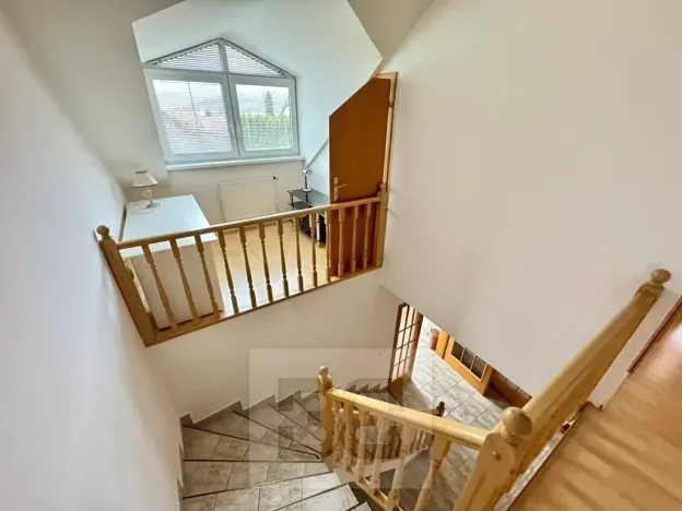 Pronájem rodinného domu, Česká, 200 m2