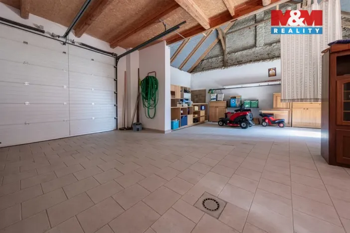 Prodej rodinného domu, Pluhův Žďár, 300 m2