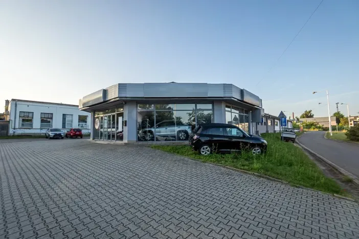 Prodej obchodního prostoru, Hodonín, Brněnská, 660 m2