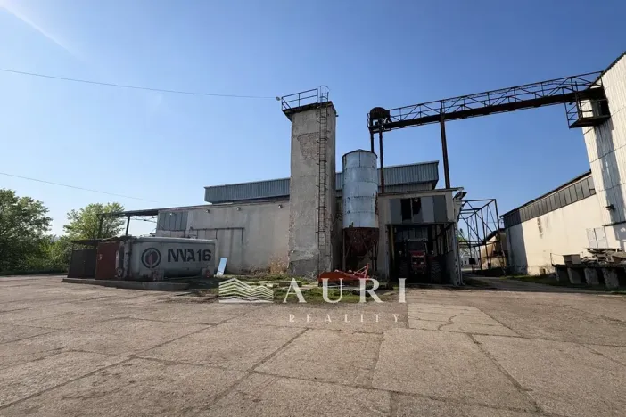 Prodej skladu, Žižice, 29845 m2