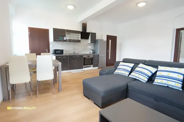 Pronájem bytu 2+kk, Ostrov, Hroznětínská, 55 m2