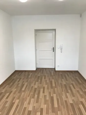 Pronájem kanceláře, Praha - Horní Počernice, Bystrá, 15 m2