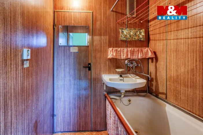 Prodej bytu 2+1, Rotava, Sídliště, 50 m2