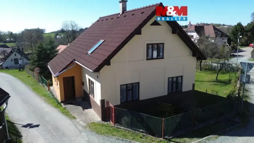 Prodej rodinného domu, Bystré, 240 m2