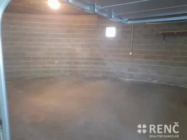 Prodej garáže, Brno, Petra Křivky, 63 m2