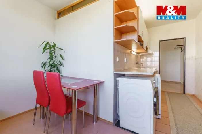 Prodej bytu 3+1, Karlovy Vary - Stará Role, Dvořákova, 83 m2