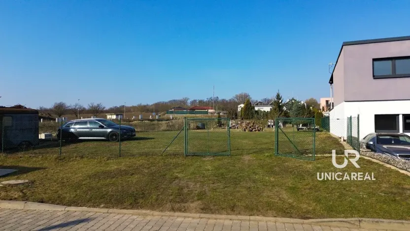 Prodej pozemku, Holubice, 364 m2