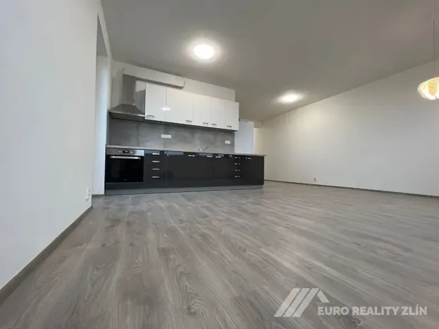 Pronájem bytu 2+kk, Fryšták, Komenského, 58 m2