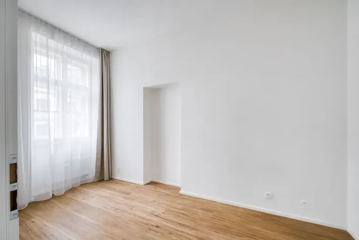 Pronájem bytu 3+kk, Praha - Karlín, Pernerova, 70 m2