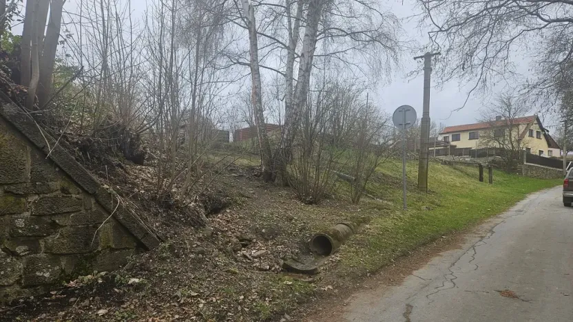 Prodej pozemku, Mezno - Stupčice, 2413 m2