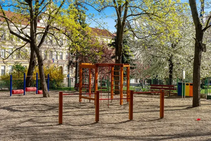 Prodej bytu 1+kk, Praha - Nusle, Bělehradská, 52 m2