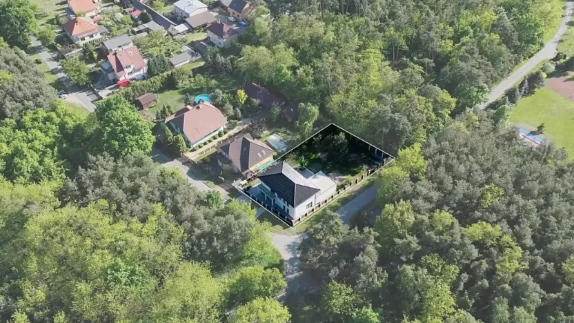 Prodej rodinného domu, Tři Dvory, 235 m2