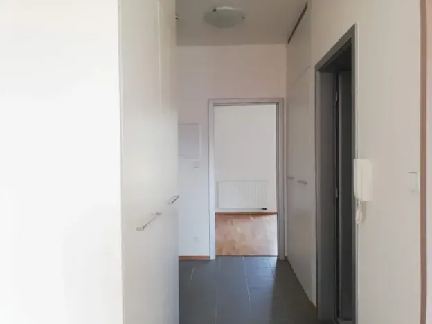 Pronájem bytu 2+kk, Praha - Smíchov, Fráni Šrámka, 43 m2