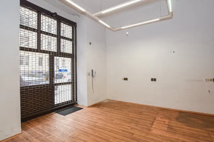 Pronájem obchodního prostoru, Praha - Žižkov, Sudoměřská, 104 m2