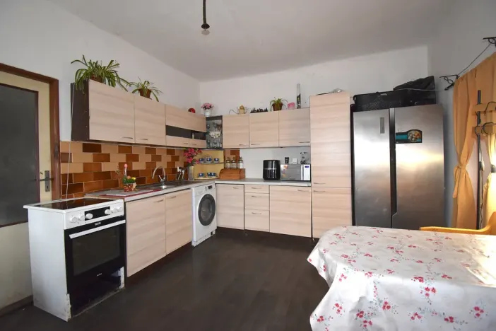 Prodej rodinného domu, Rožďalovice - Podlužany, 200 m2