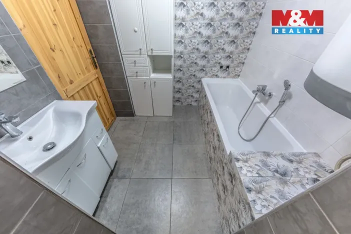 Prodej rodinného domu, Bobnice - Kovansko, Nymburská, 123 m2