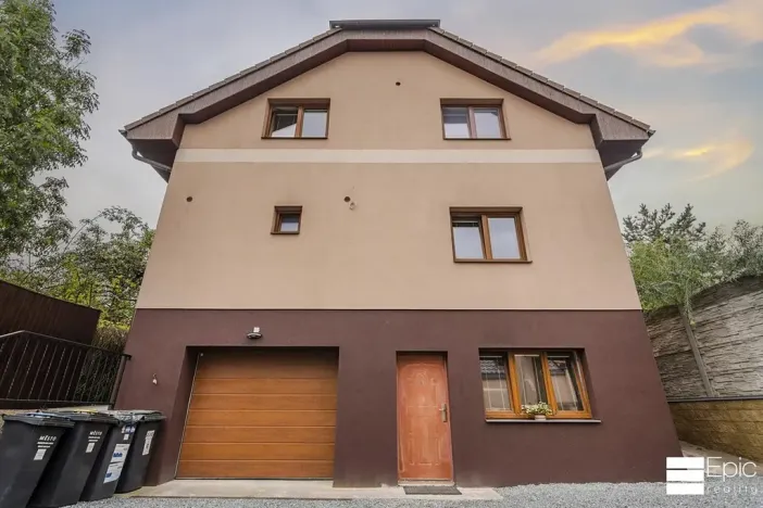 Prodej vícegeneračního domu, Brandýs nad Labem-Stará Boleslav, Královická, 243 m2