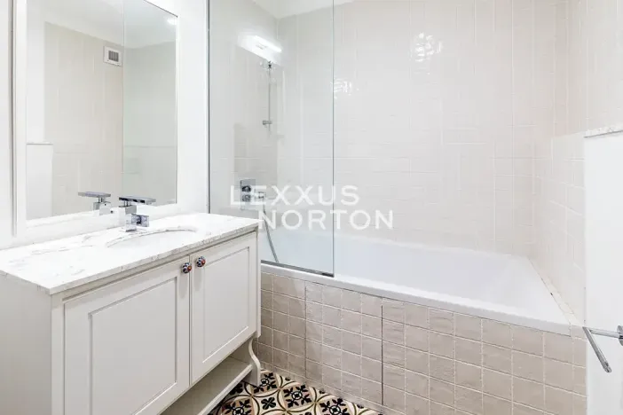 Pronájem bytu 6+kk a větší, Praha - Bubeneč, Mlýnská, 325 m2