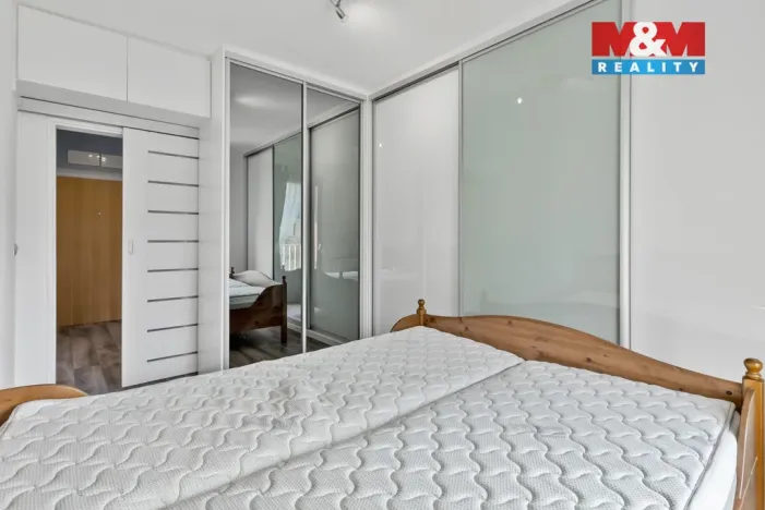 Pronájem bytu 2+kk, Hostivice, B. Němcové, 52 m2