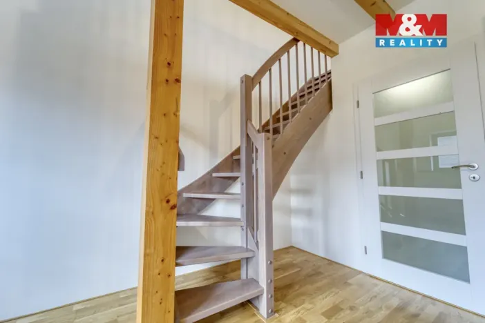 Pronájem bytu 2+kk, Plzeň, Antonína Uxy, 54 m2