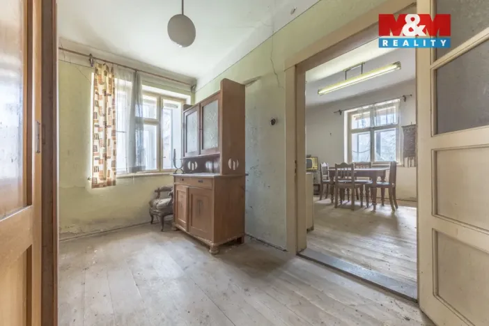 Prodej rodinného domu, Křinec, Dr. Chmelaře, 200 m2