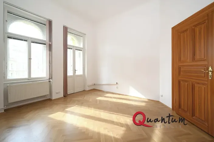 Pronájem kanceláře, Praha - Holešovice, Dukelských hrdinů, 146 m2