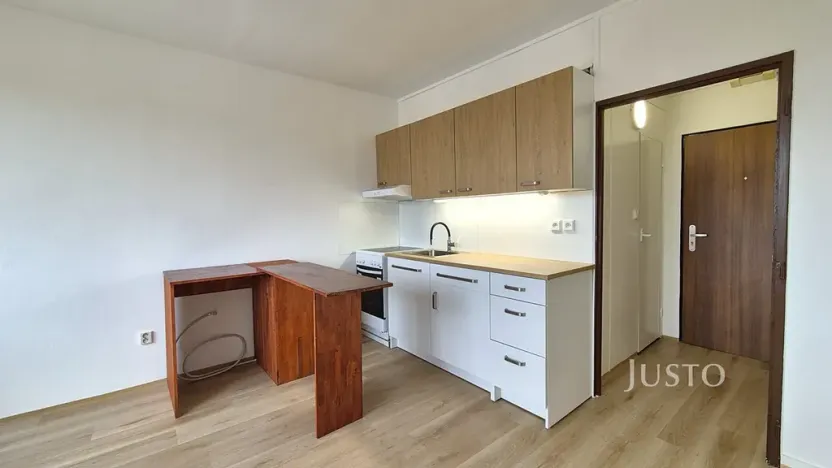 Pronájem bytu 1+1, Písek, třída Přátelství, 36 m2