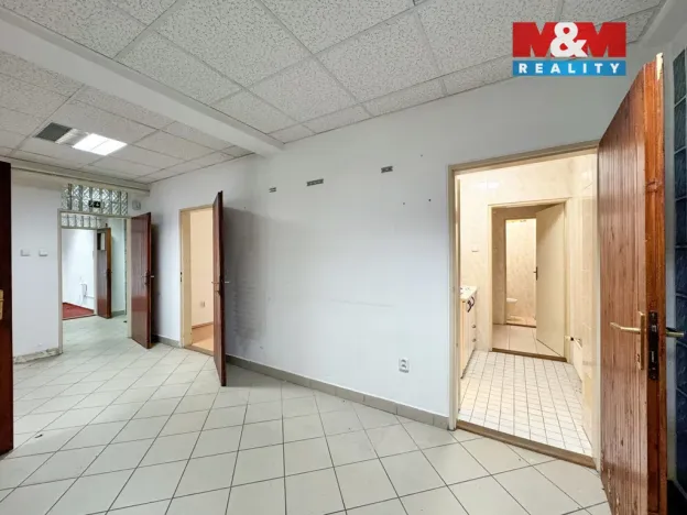 Pronájem kanceláře, Liberec - Liberec I-Staré Město, Vzdušná, 260 m2