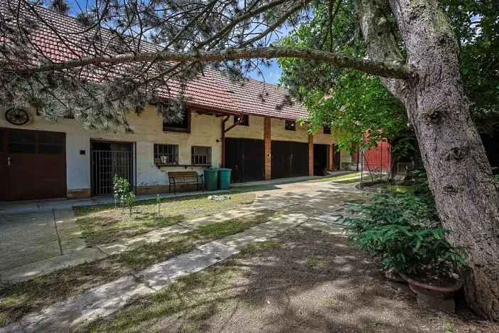 Pronájem rodinného domu, Hajany, 158 m2