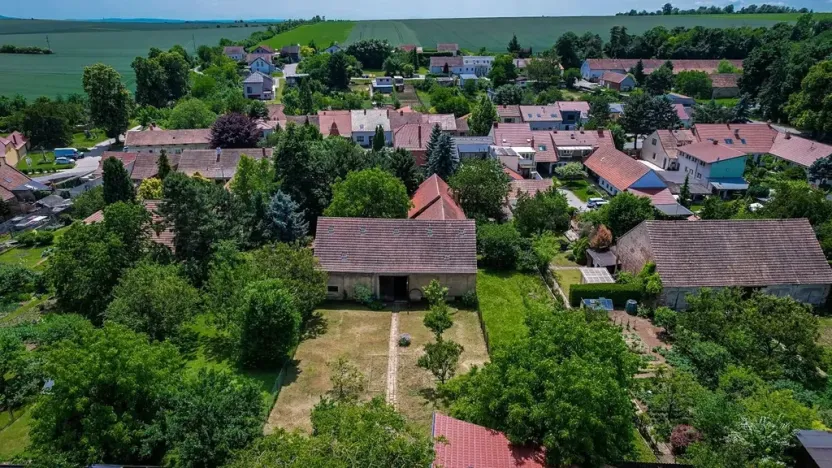 Pronájem rodinného domu, Hajany, 158 m2