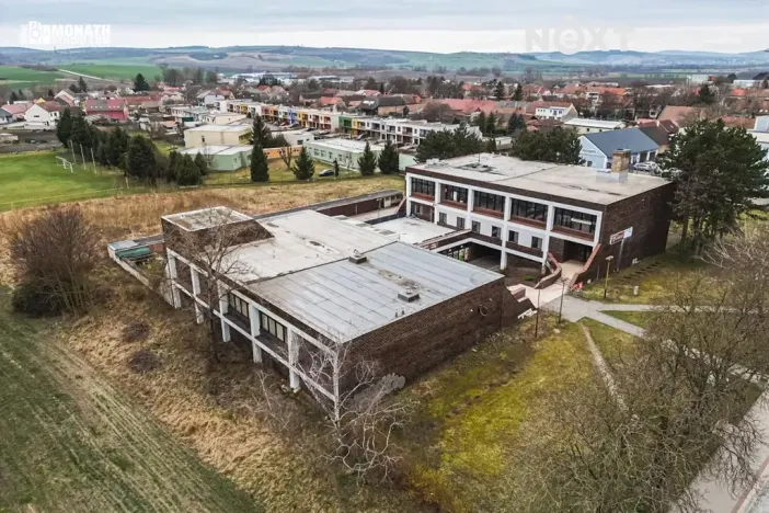 Prodej komerční nemovitosti, Čejč, 3500 m2