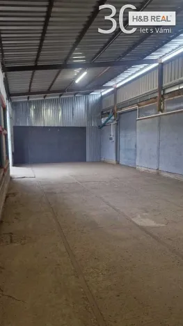 Pronájem skladu, Slušovice, 117 m2