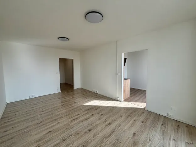 Pronájem bytu 3+1, Praha - Troja, Krynická, 72 m2