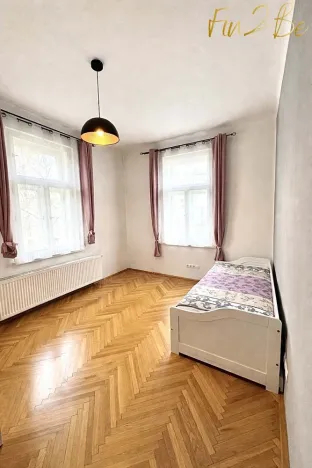 Pronájem bytu 3+kk, Praha - Libeň, V Holešovičkách, 70 m2