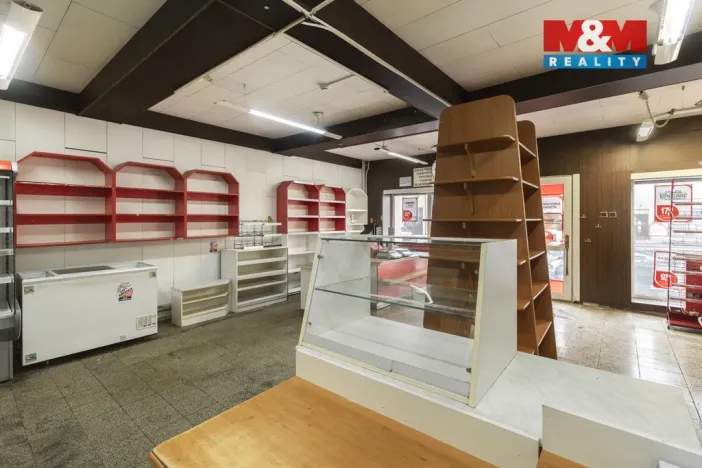 Prodej obchodního prostoru, Paskov, Náměstí, 250 m2