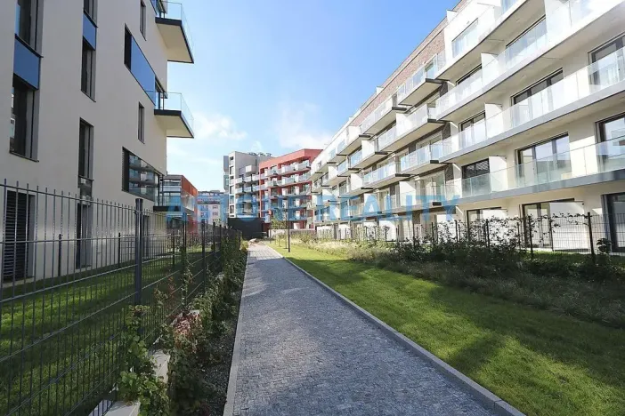 Pronájem bytu 1+kk, Praha - Žižkov, Šrámkové, 43 m2