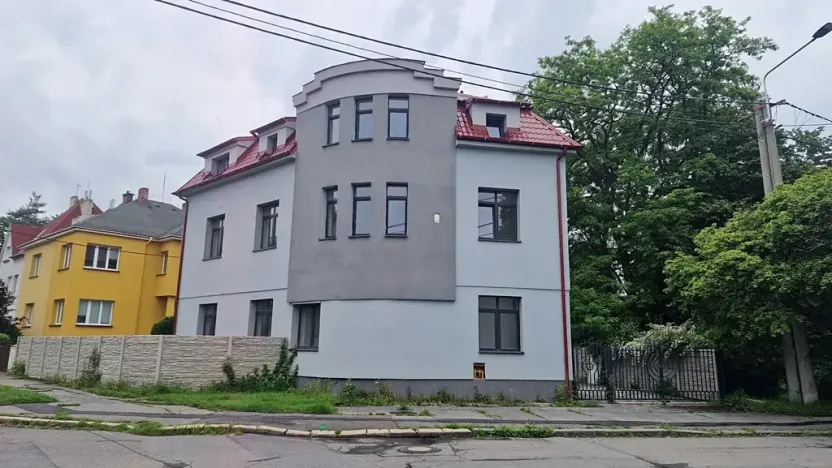 Prodej činžovního domu, Ostrava, 287 m2