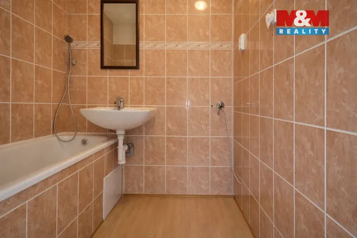 Pronájem bytu 3+1, Žlutice, Nádražní, 61 m2
