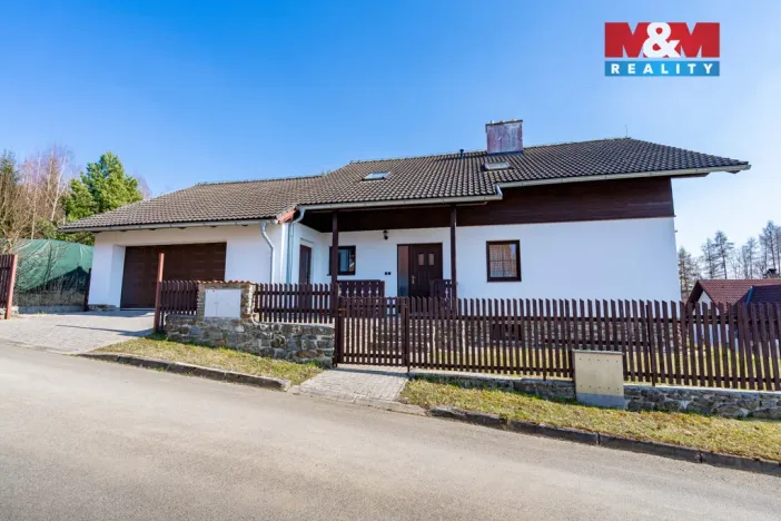 Prodej rodinného domu, Sázava, 205 m2